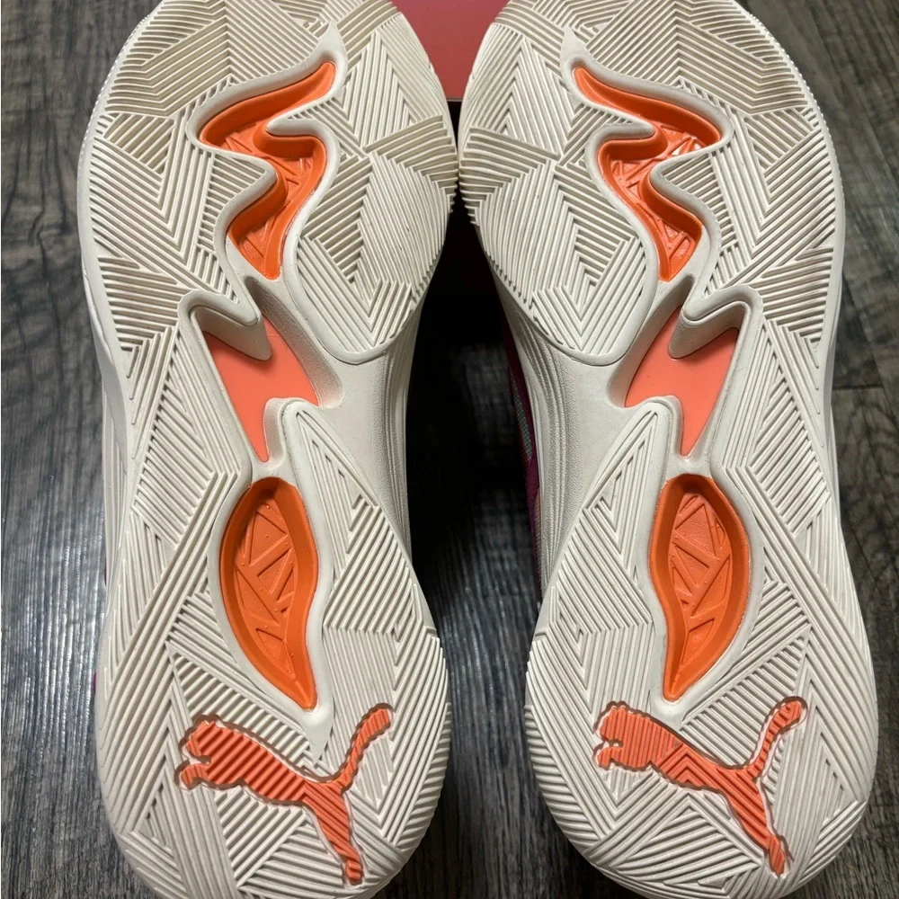 PUMA x Skylar Diggins-Smith Basketball Shoes - Picture 5 of 9